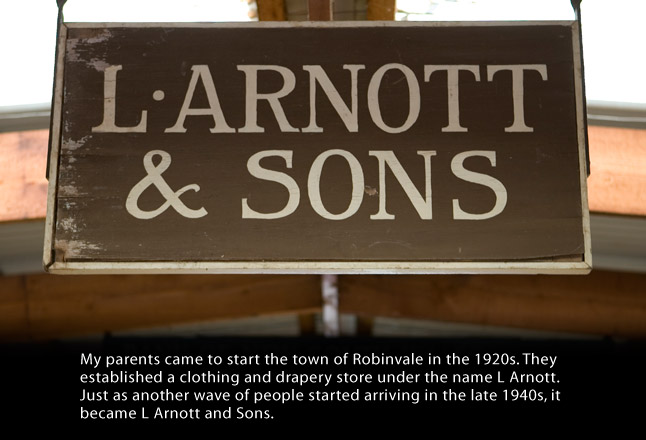 L Arnott & Sons sign